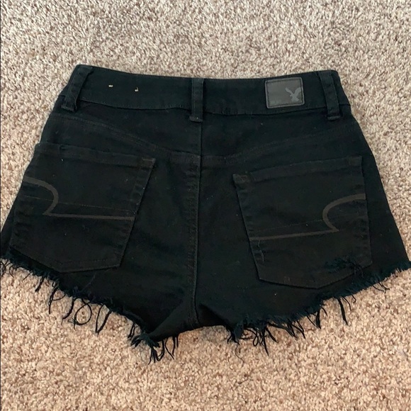 Distressed jean shorts - Picture 2 of 2